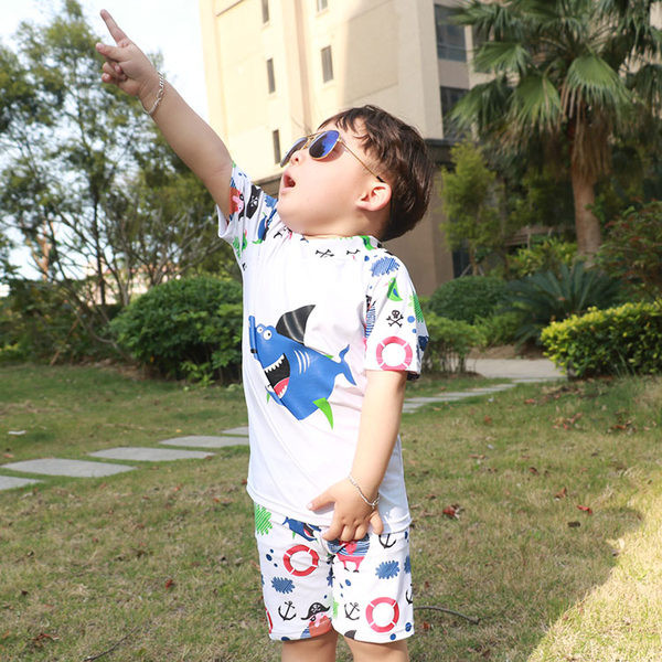 Νέο μοντέλο παιδικού μαγιό με στάμπα για αγόρια