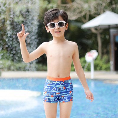 Gyermek úszó boxerek színes mintával fiúknak