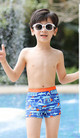 Παιδικά μποξεράκια κολύμβησης με πολύχρωμο μοτίβο για αγόρια