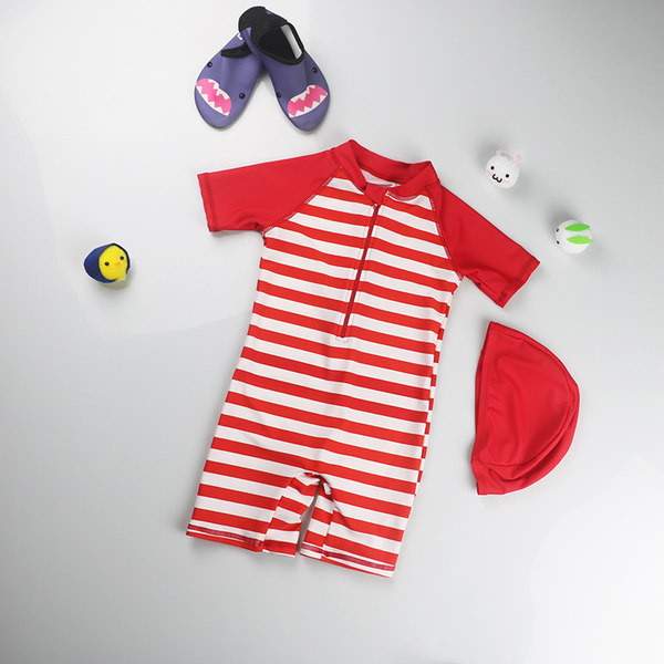 Csíkos fürdőruha piros színben