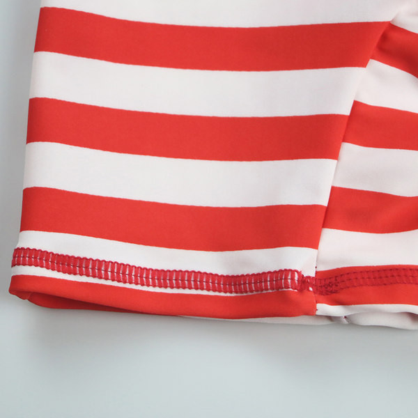 Csíkos fürdőruha piros színben