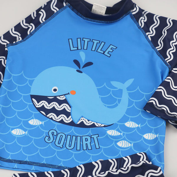 Gyermek fürdőruha új modellje nyomtatással - három részből áll