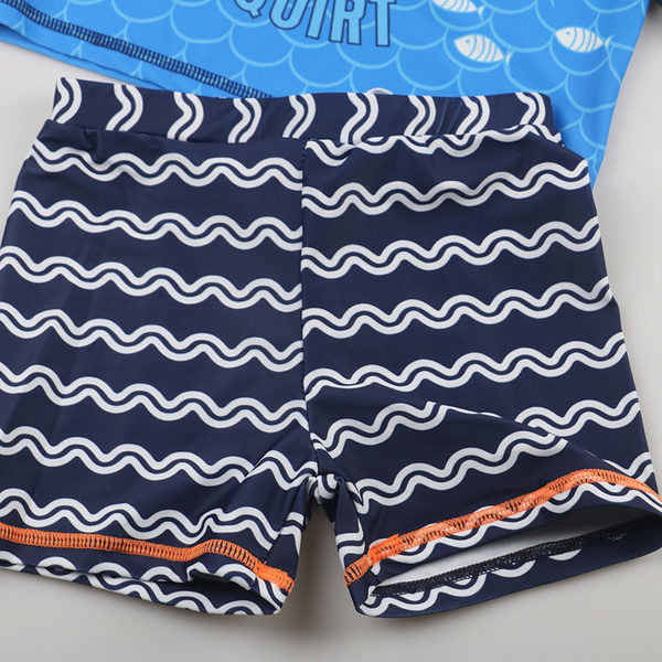 Gyermek fürdőruha új modellje nyomtatással - három részből áll