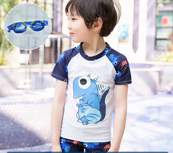 Fényvédő gyermek fürdőruha gyorsan száradó anyagból fiúknak