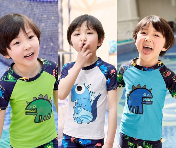 Fényvédő gyermek fürdőruha gyorsan száradó anyagból fiúknak