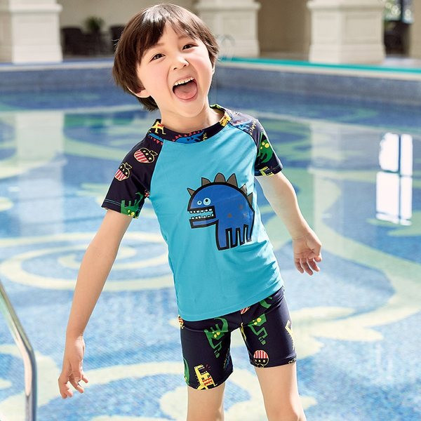 Fényvédő gyermek fürdőruha gyorsan száradó anyagból fiúknak