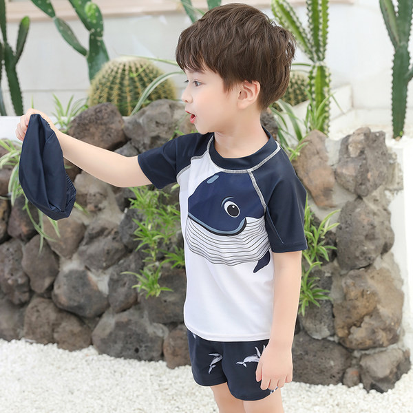 Gyermek napvédő fürdőruha új modellje fiúknak