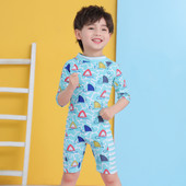 Gyermek teljes fürdőruha színes nyomattal fiúknak