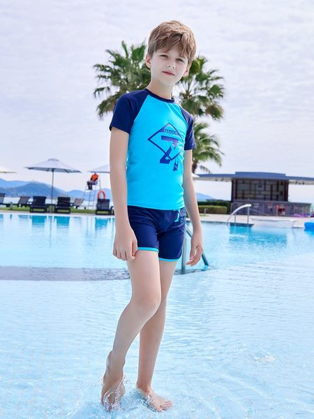 Παιδικό αντηλιακό μαγιό για αγόρια - δύο μοντέλα