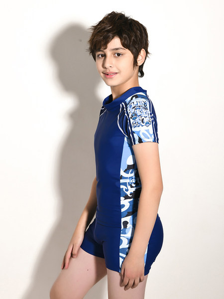 Νέο μοντέλο ολόσωμο μαγιό σε μπλε χρώμα