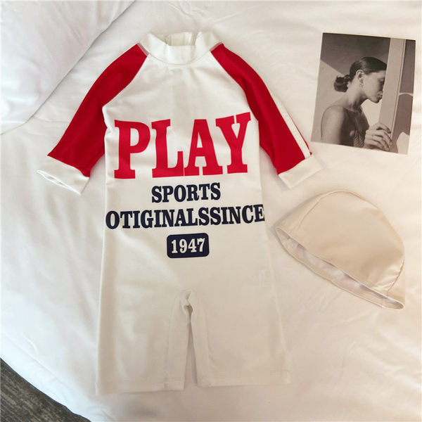 Ολόσωμο μαγιό με επιγραφή για αγόρια