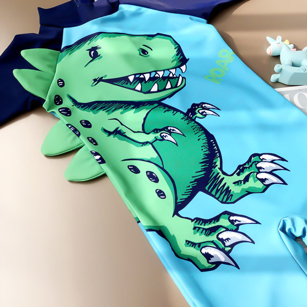 Gyorsan száradó anyagból készült fürdőruha 3D elemmel