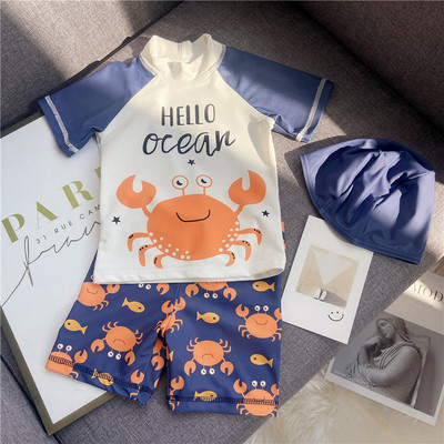 Gyermek fürdőruha fiúknak rátéttel