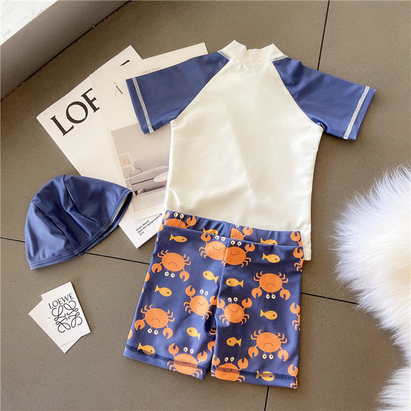 Gyermek fürdőruha fiúknak rátéttel