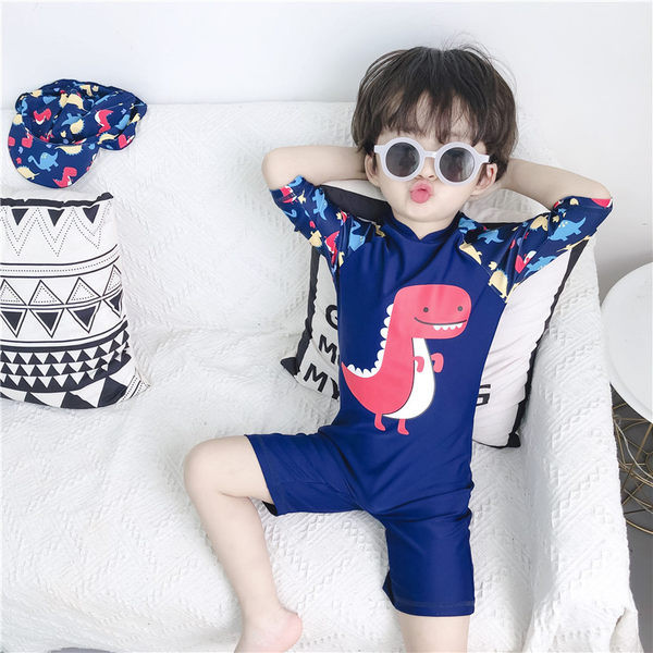 Gyermek úszóruha fiúknak rátéttel