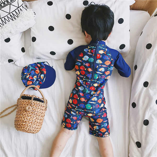 Αντηλιακό μαγιό με έγχρωμη στάμπα για αγόρια