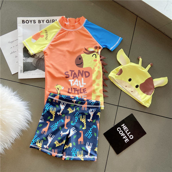 Gyermek fürdőruha rátéttel