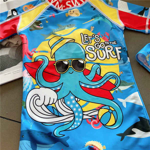 Ολόσωμο μαγιό για αγόρια με πολύχρωμο σχέδιο - αντηλιακό