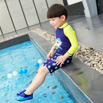 Детски слънцезащитен бански за момчета