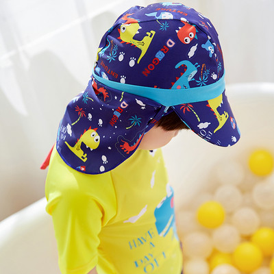 Παιδικό μαγιό με πολύχρωμη απλικέ για αγόρια