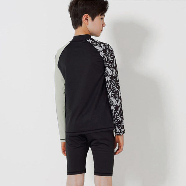 Νέο μοντέλο παιδικού μαγιό σε δύο μέρη για αγόρια