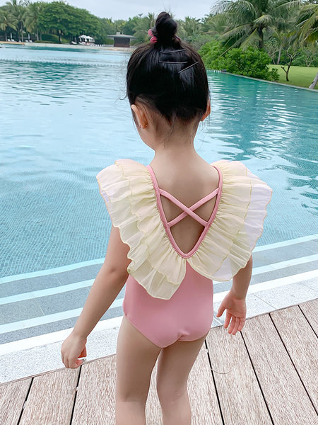 Μοντέρνο μαγιό για κορίτσια με τούλι και γυμνή πλάτη