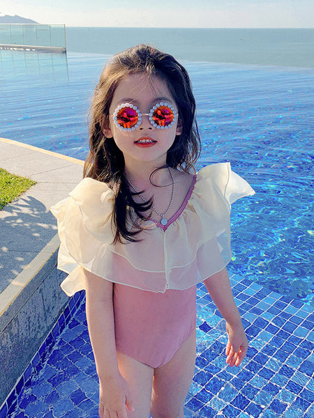 Μοντέρνο μαγιό για κορίτσια με τούλι και γυμνή πλάτη