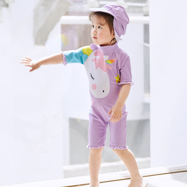 Teljes fürdőruha lányoknak 3D alkalmazással