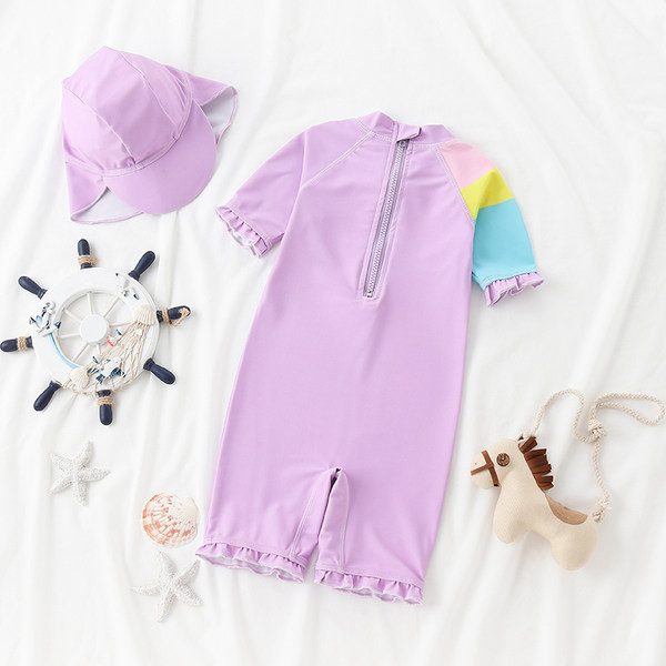 Teljes fürdőruha lányoknak 3D alkalmazással