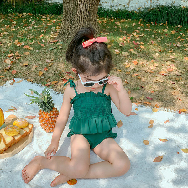 Gyermek fürdőruha lányoknak zöld színben