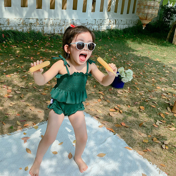 Gyermek fürdőruha lányoknak zöld színben