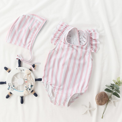 Divatos fürtös fürdőruha lányoknak