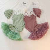 Παιδικό μαγιό για κορίτσια με τούλι και πέρλες