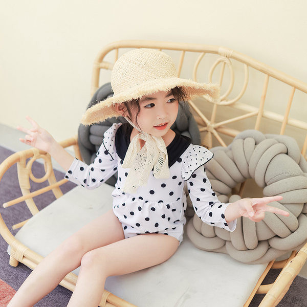 Ολόσωμο μαγιό για κορίτσια σε λευκό - δύο μοντέλα