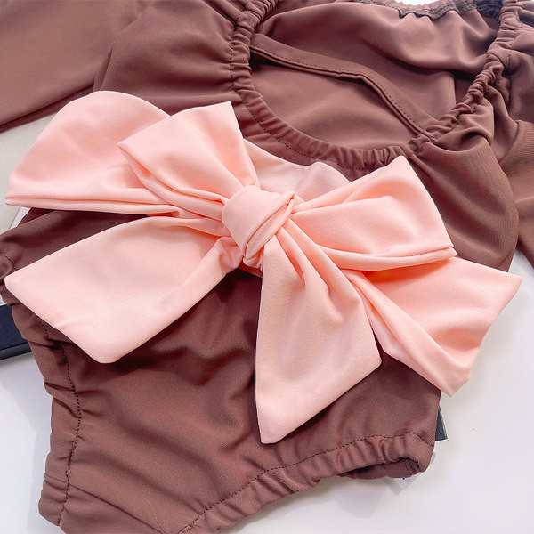 Teljes fürdőruha hosszú ujjú lányoknak