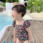 Ολόκληρο παιδικό μαγιό με φλοράλ μοτίβο για κορίτσια