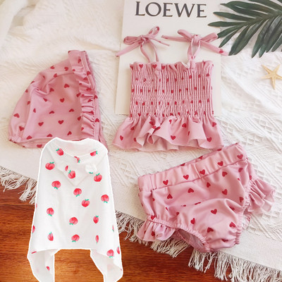 Μοντέρνο μαγιό με εμπριμέ καρδιές για κορίτσια