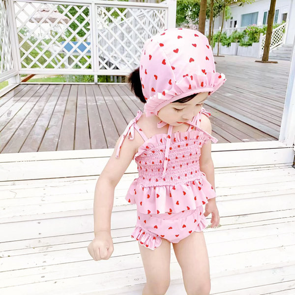 Μοντέρνο μαγιό με εμπριμέ καρδιές για κορίτσια