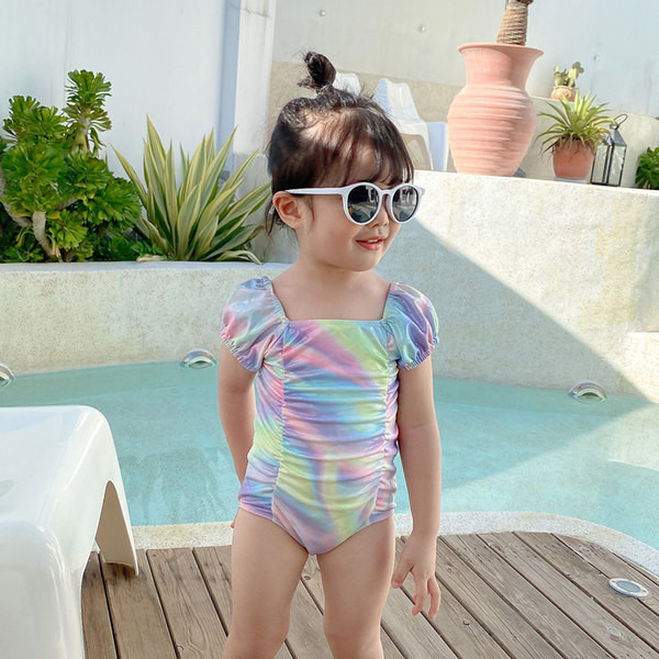 Teljes fürdőruha lányoknak irizáló színekben