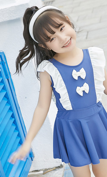 Παιδικό μαγιό με κορδέλα και μπούκλες