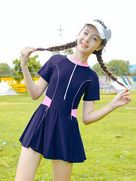 Teljes fürdőruha lányoknak, cipzárral