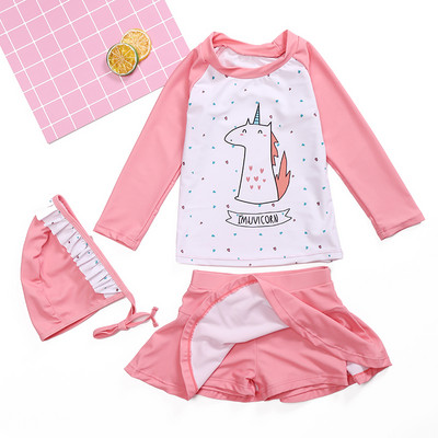 Rózsaszín rátéttel ellátott gyerek fürdőruha