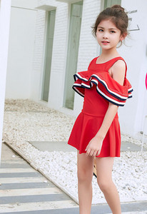 Egész gyermek fürdőruha lányoknak - kék és piros