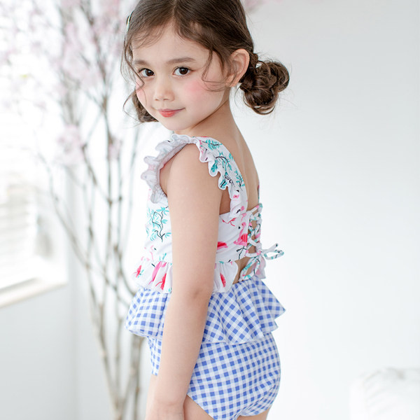 Gyermek teljes fürdőruha fürtökkel lányoknak