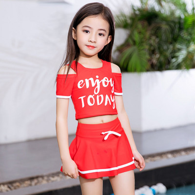 Lányoknak készült fürdőruha két részből, felirattal