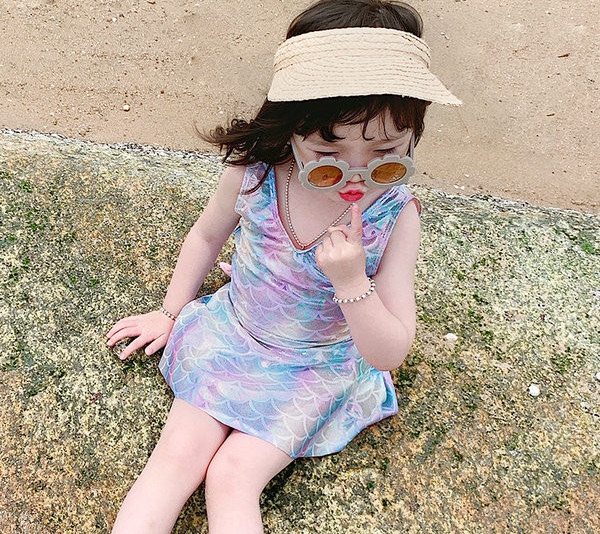 Divatos gyerek fürdőruha lányoknak szalaggal