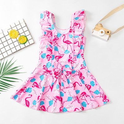 Μοντέρνο παιδικό μαγιό με χρώμα απλικέ