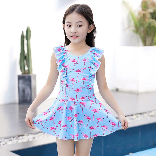 Μοντέρνο παιδικό μαγιό με χρώμα απλικέ