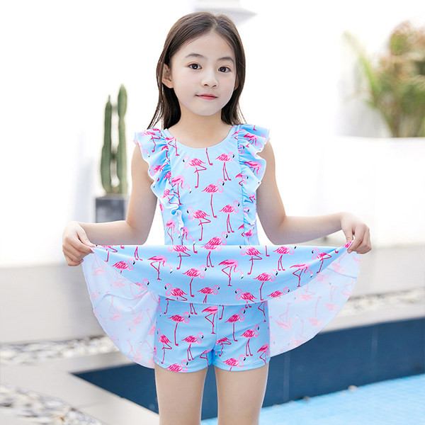 Μοντέρνο παιδικό μαγιό με χρώμα απλικέ