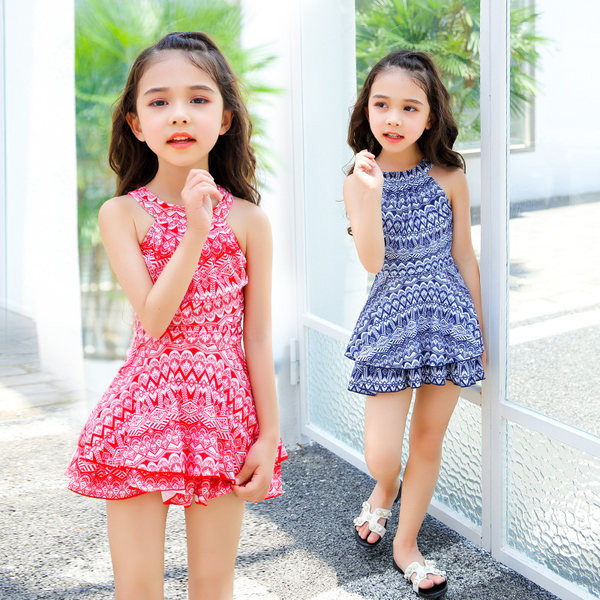 Παιδικό μαγιό σε μπλε και κόκκινο χρώμα